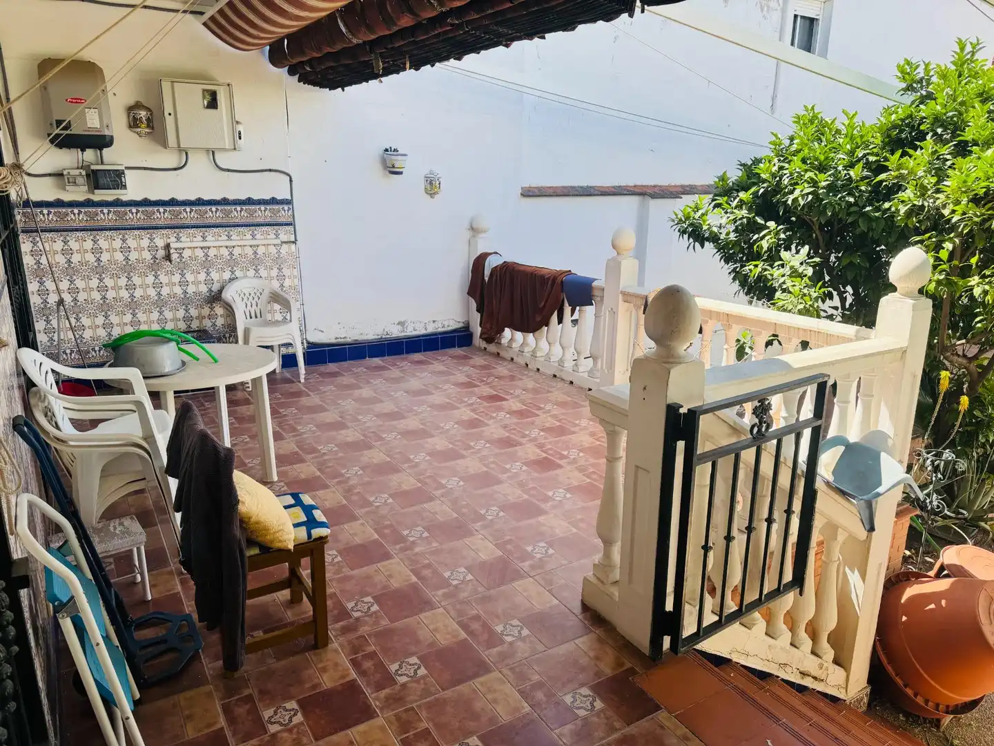 Terrassa de Casa adosada en venda en La Rinconada amb Aire condicionat, Jardí privat i Terrassa