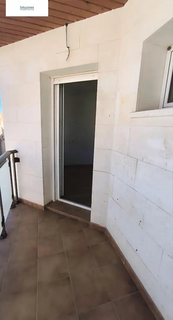 Casa adosada en venta en La Gineta con Aire acondicionado, Terraza y Balcón