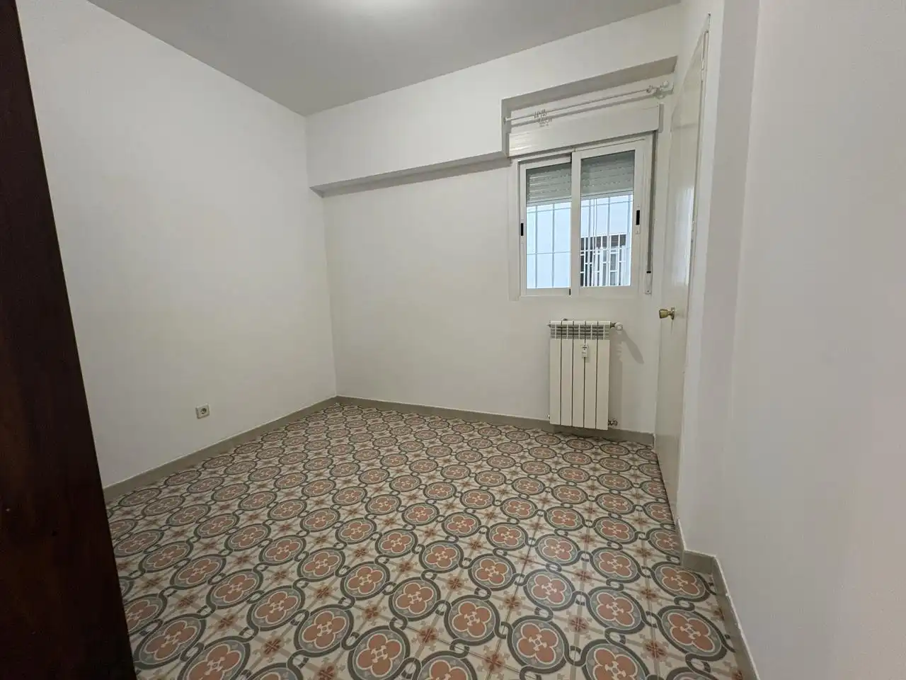 Dormitori de Pis de lloguer en Madrid amb Aire condicionat, Calefacció i Terrassa