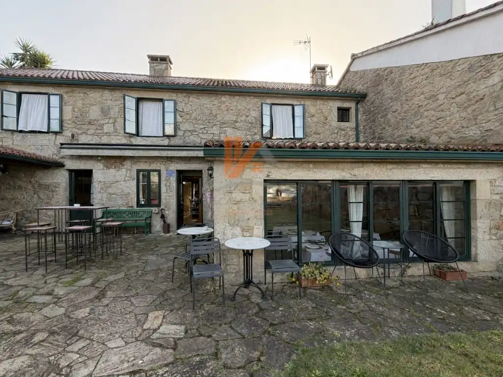 Casa o xalet en venda en Ames amb Jardí privat