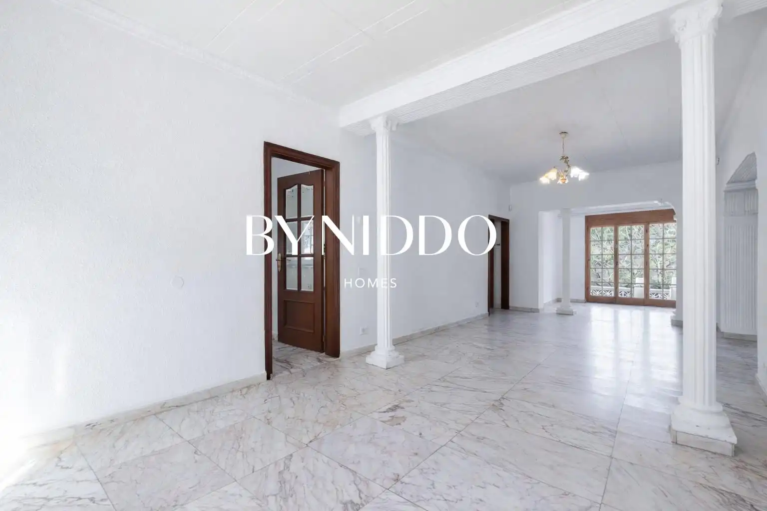 Living room of Houses for sale in Sant Cugat del Vallès  with Heating, Private garden and Terrace