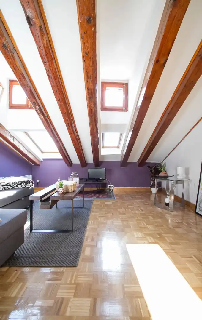 Sala de estar de Apartamento en venta en Madrid con Calefacción, Parquet y Amueblado