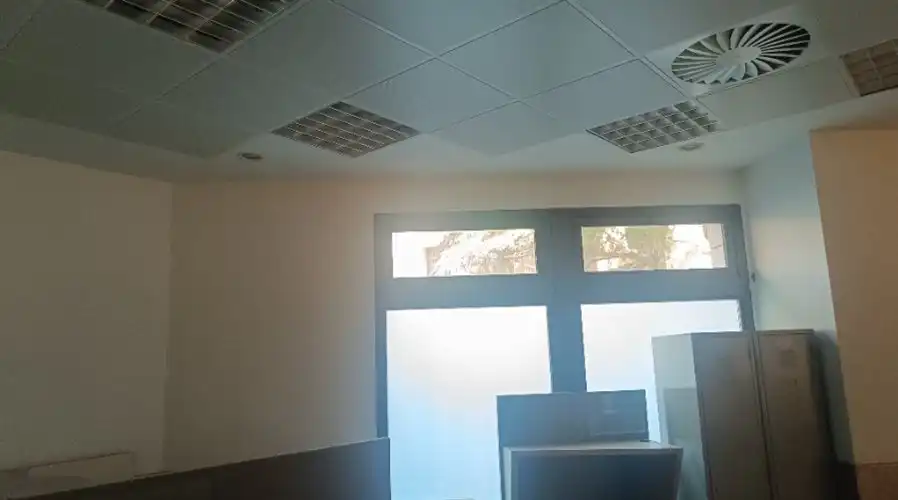 Local en venta en Huesca con Aire acondicionado, Calefacción y Alarma