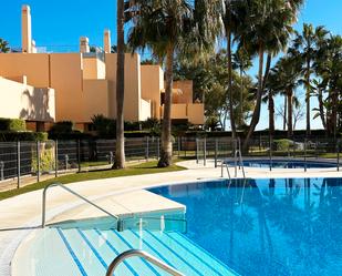 Piscina de Apartament en venda en Estepona amb Calefacció, Terrassa i Forn