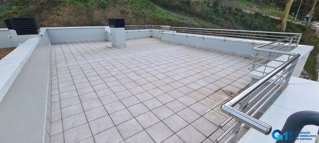 Terraza de Ático en venta en Astigarraga con Calefacción y Terraza