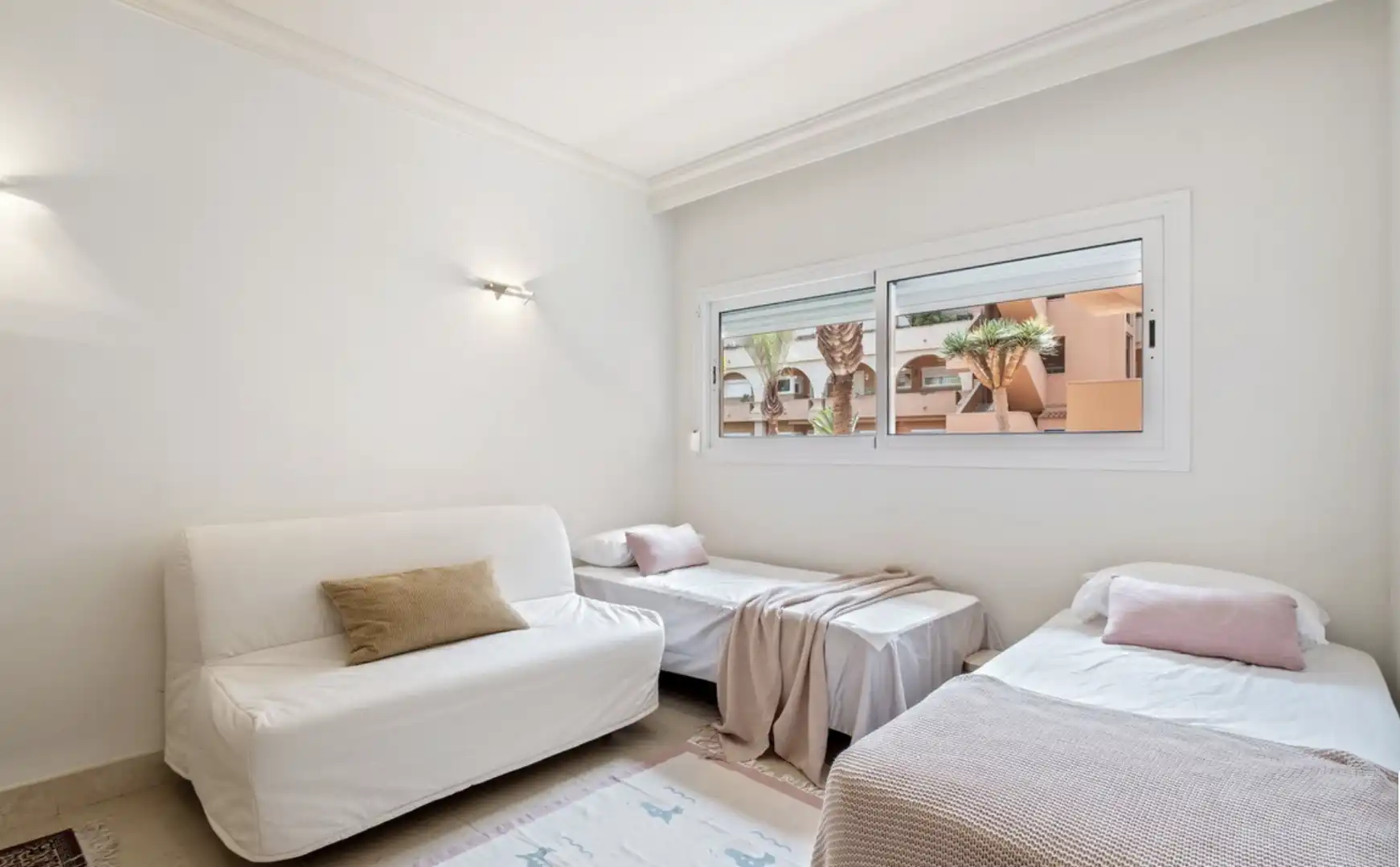 Apartament amb piscina en venda a Nueva Andalucía, imagen 15