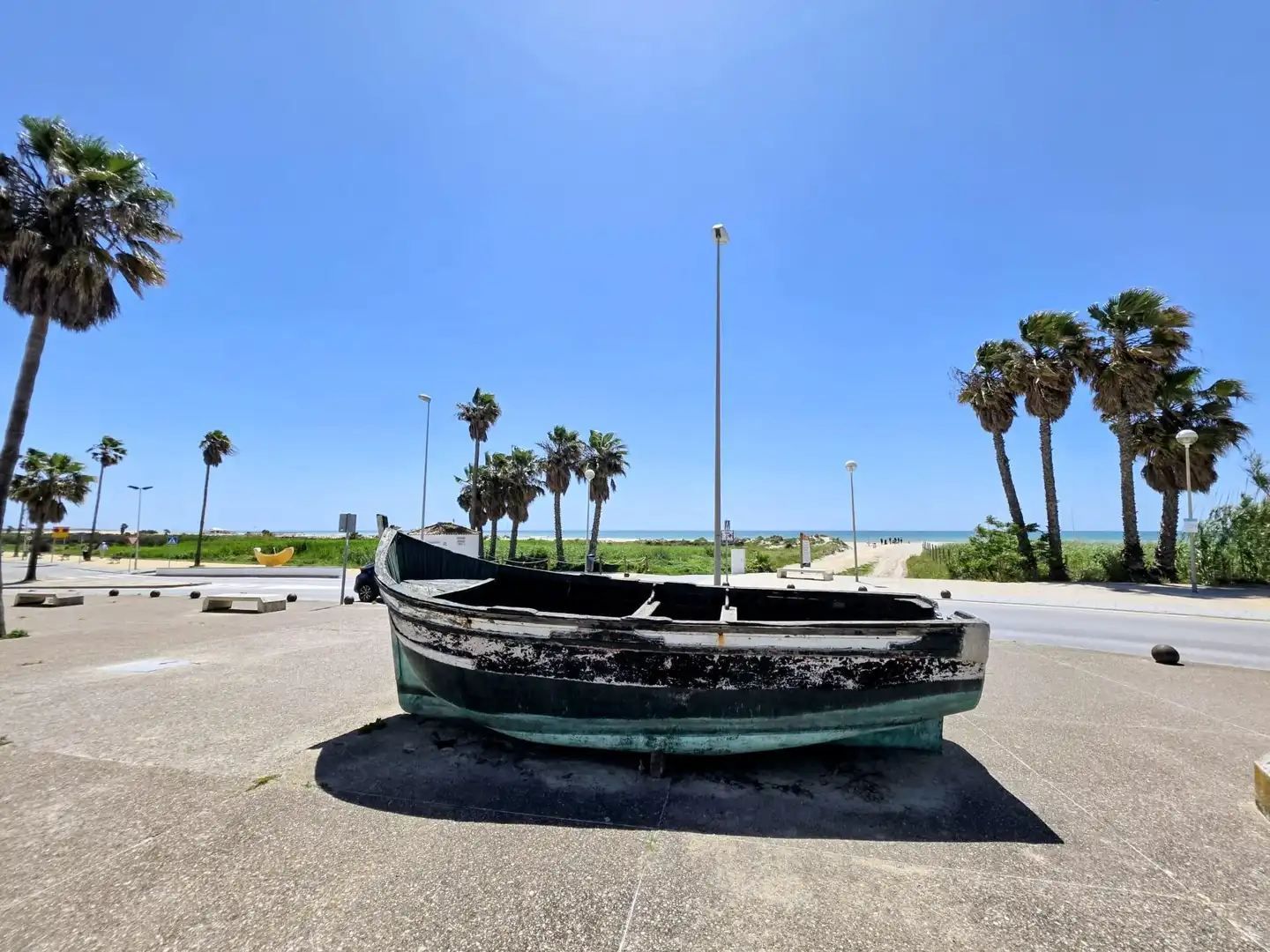 Außenansicht von Wohnungen zum Verkauf in Conil de la Frontera mit Heizung und Balkon