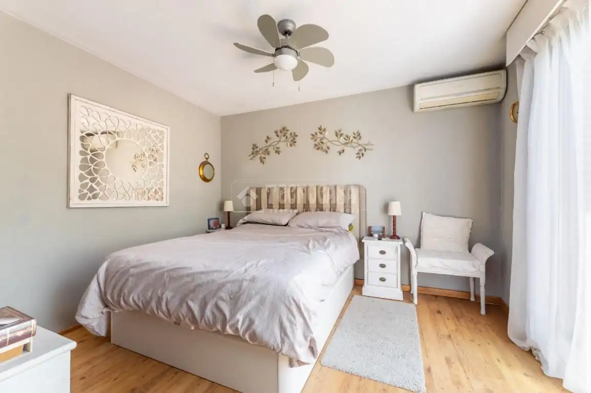 Habitación de Casa adosada en venta en Las Rozas de Madrid con Aire acondicionado, Calefacción y Terraza