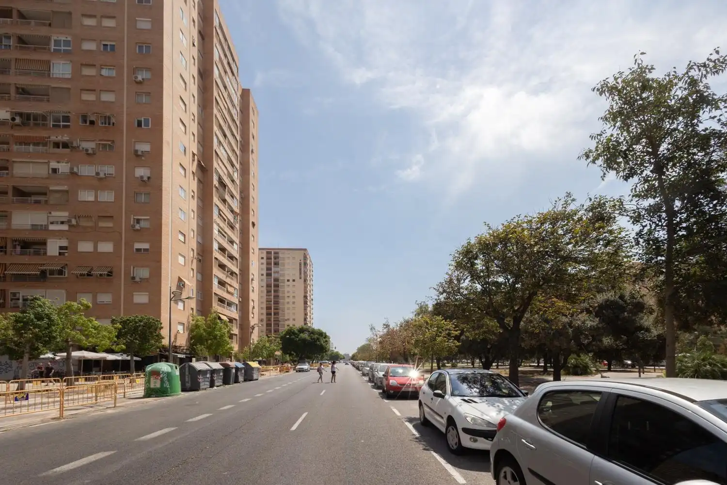 Vista exterior de Piso para compartir en Valencia con Aire acondicionado, Calefacción y Balcón