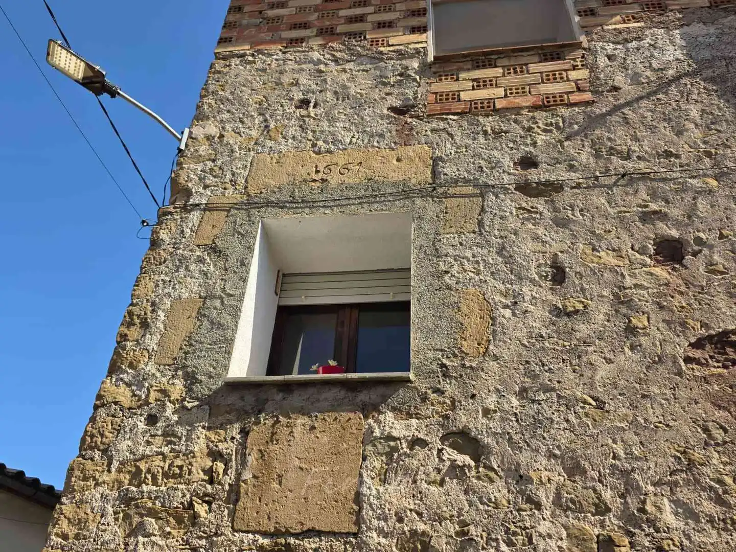Vista exterior de Casa adosada en venda en Monistrol de Calders amb Calefacció