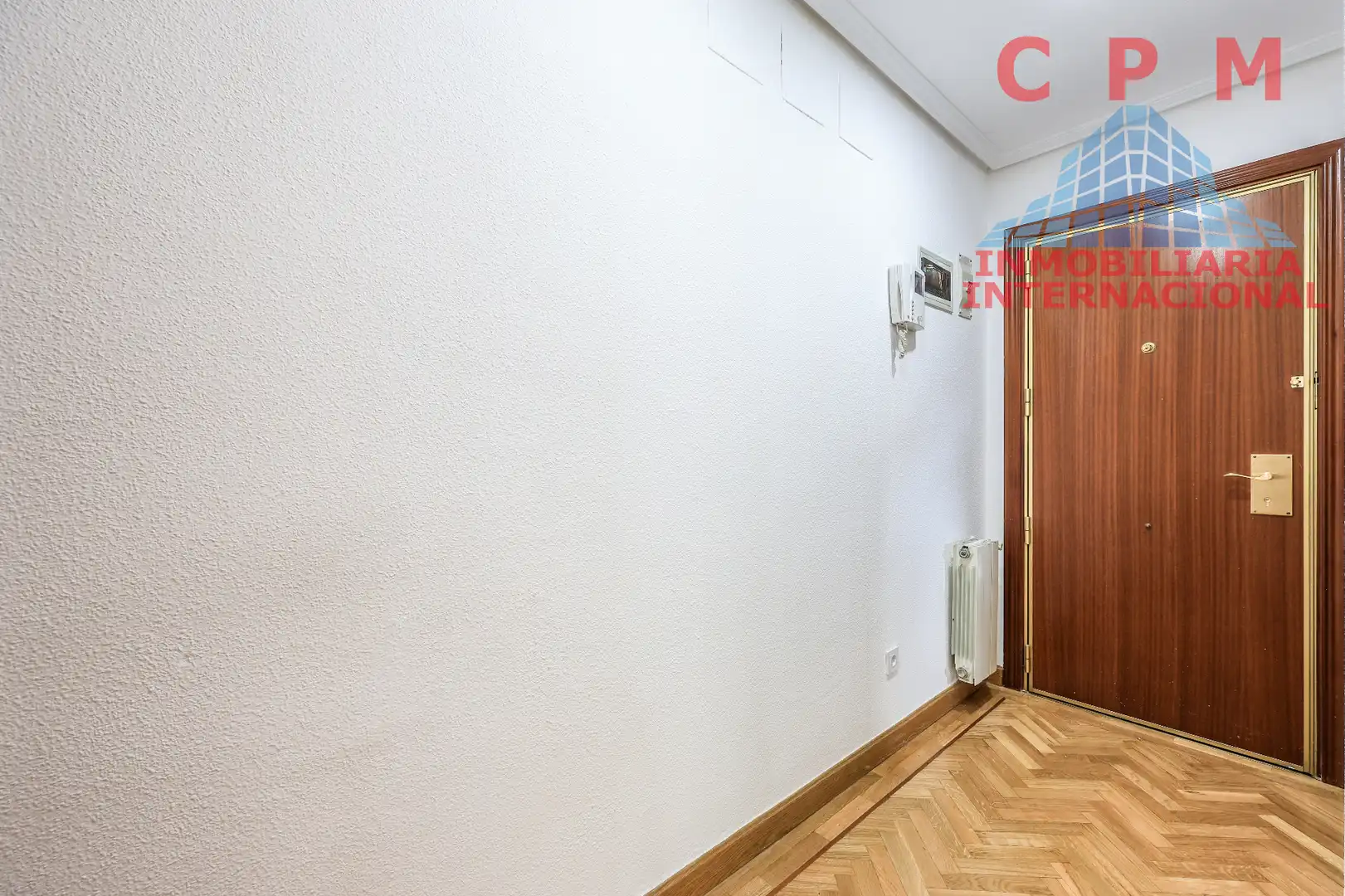 Flat for rent in Madrid  with Air Conditioner, Parquet flooring and Oven