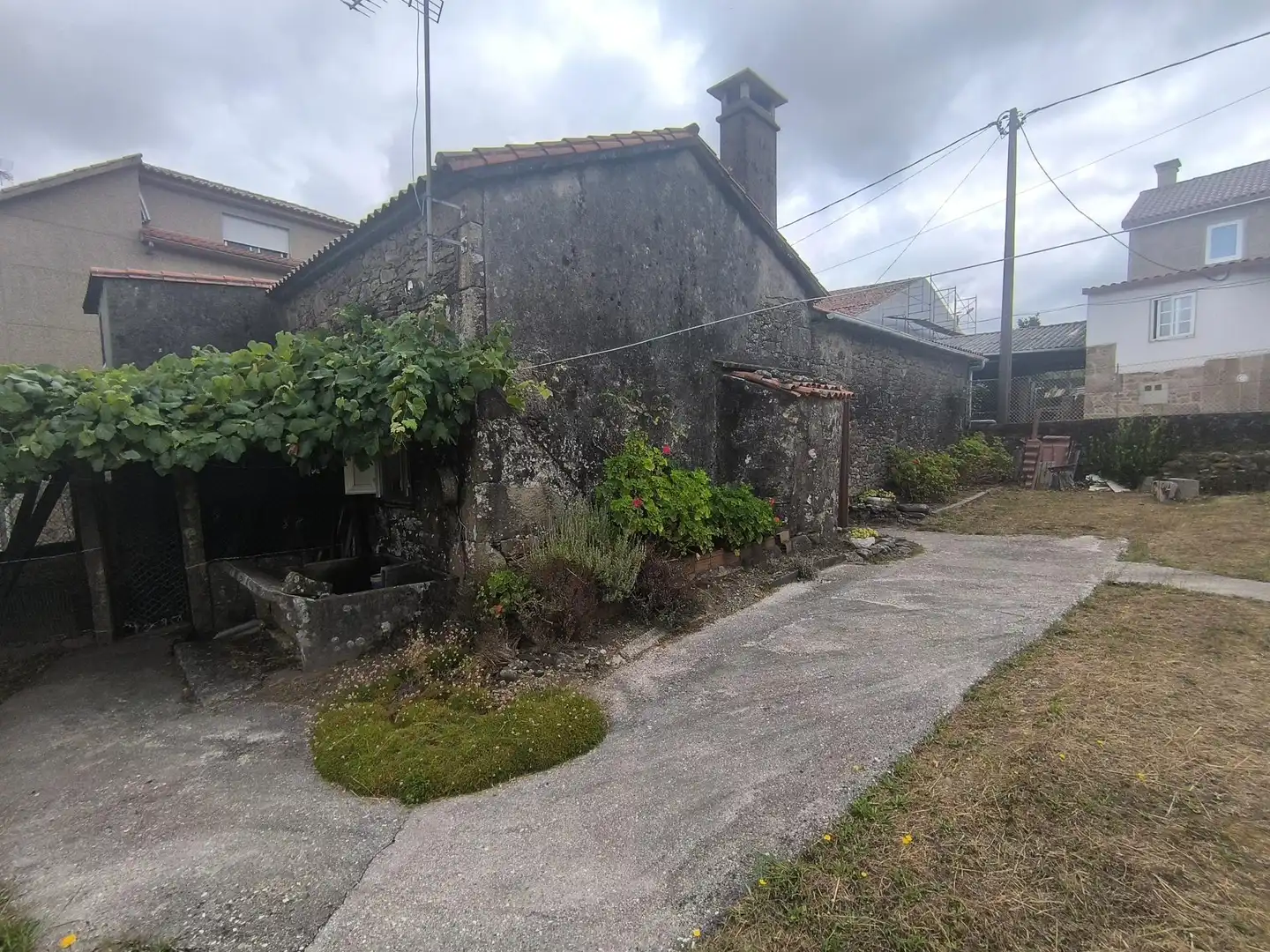 Vista exterior de Casa o xalet en venda en Teo amb Jardí privat