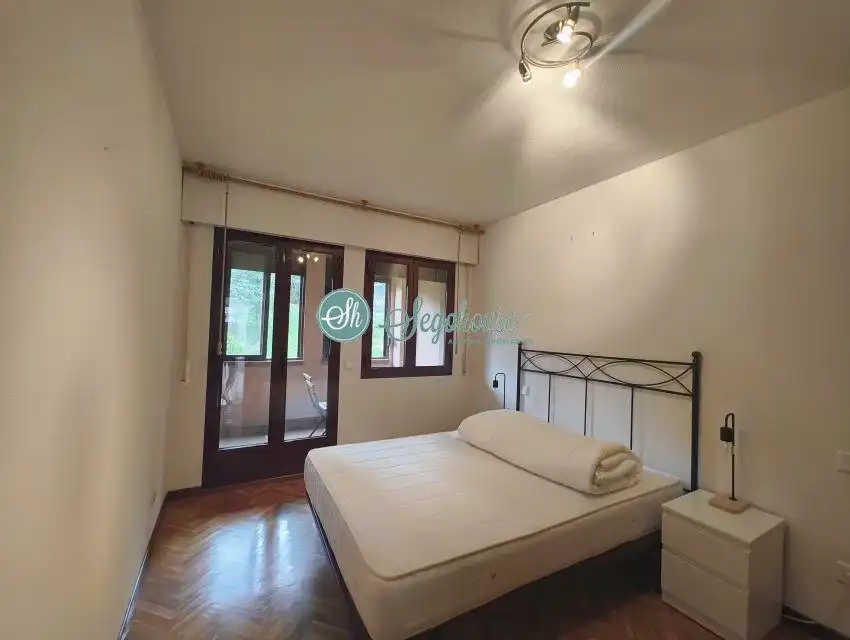 Bedroom of Flat for rent in Segovia  with Heating, Parquet flooring and Terrace