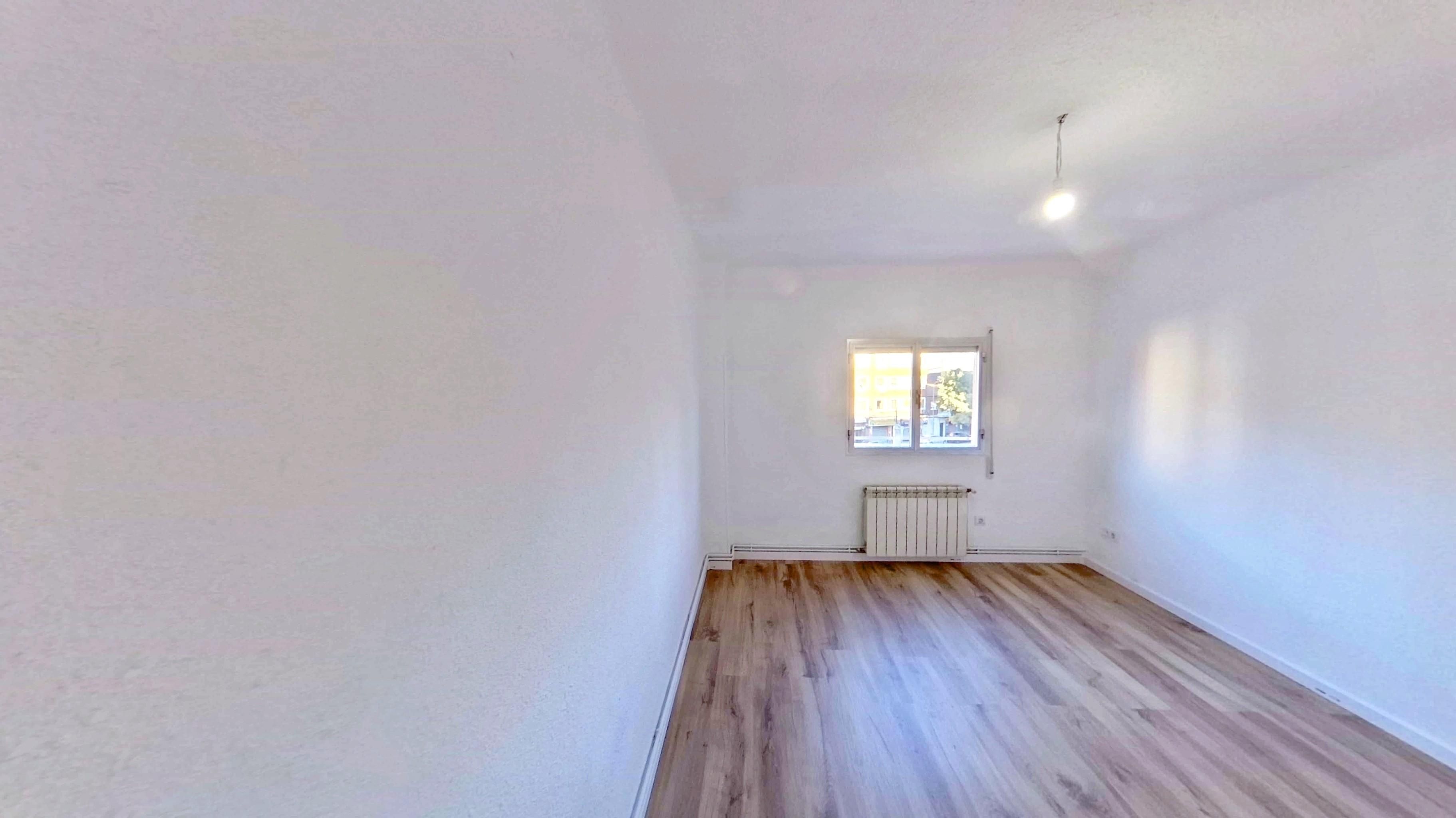 Bedroom of Apartment to rent in  Madrid Capital  with Oven and Pets allowed