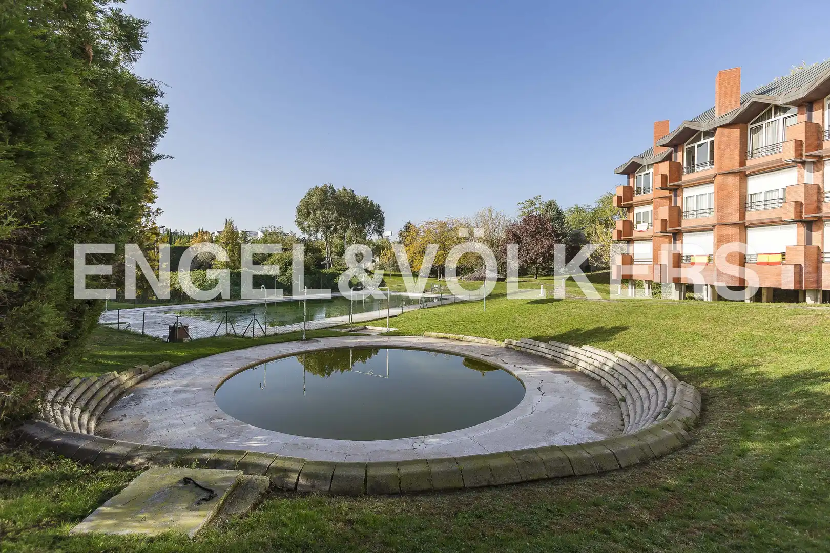 Jardín de Piso de alquiler en Madrid con Aire acondicionado, Calefacción y Trastero