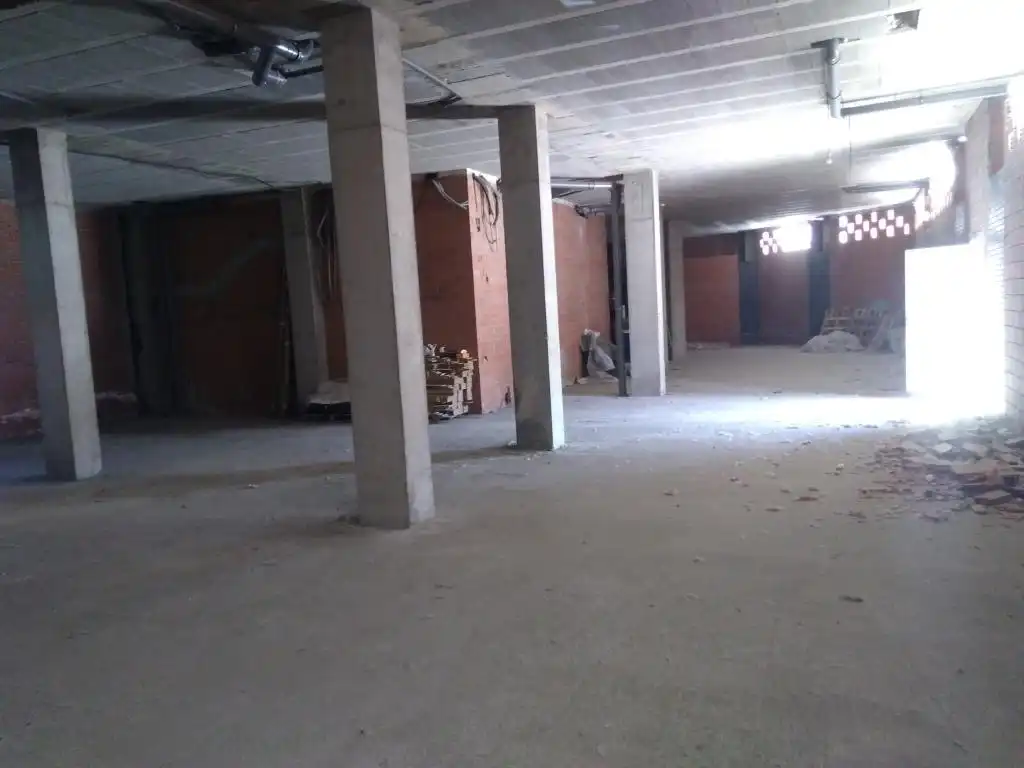 Local comercial en venda a Centro, imagen 3
