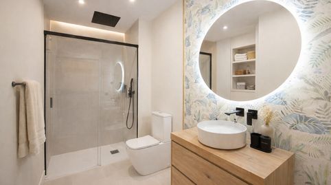 Foto 2 de Piso en venta en Calle Levíes, 21, San Bartolomé, Sevilla