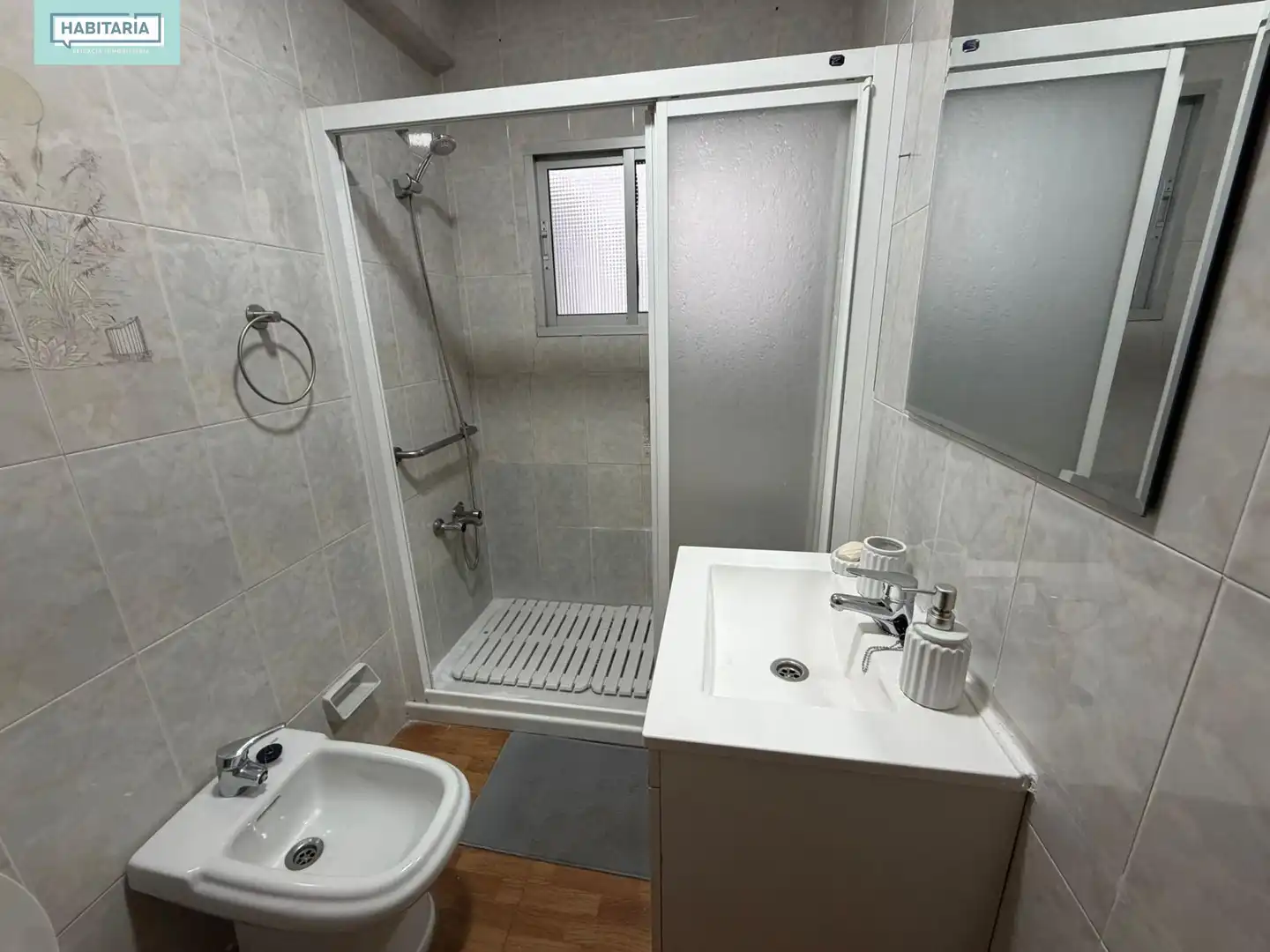 Bathroom of Flat for rent in Málaga