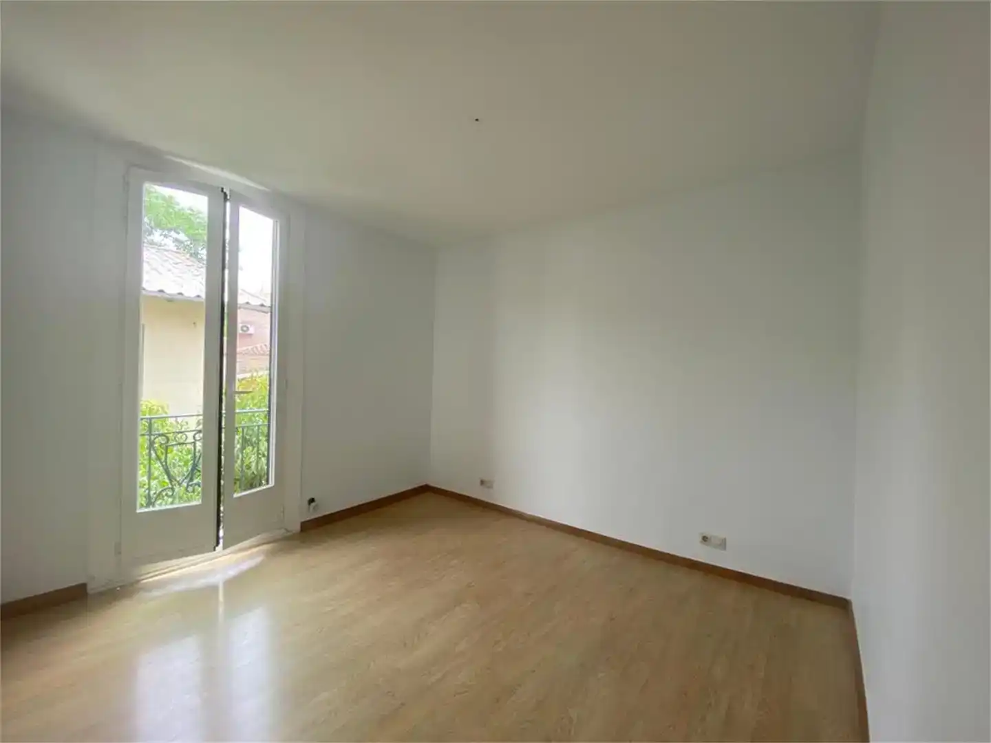 Sala de estar de Casa o chalet de alquiler en Madrid con Jardín privado, Parquet y Balcón