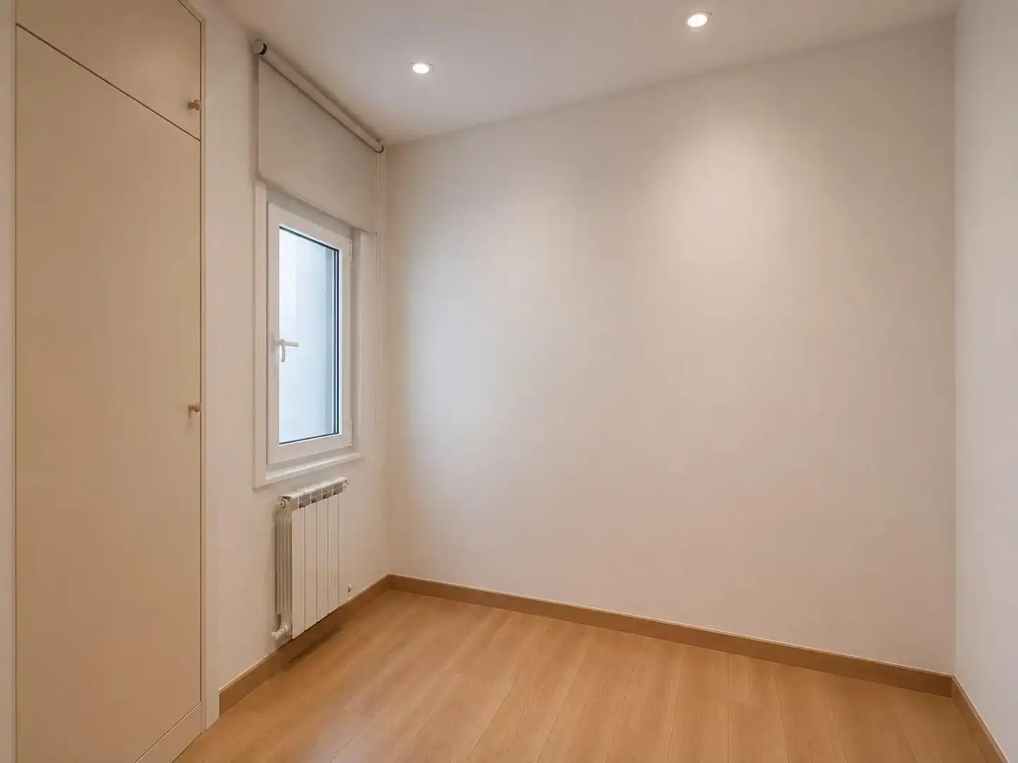 Habitación de Piso en venta en Sabadell con Calefacción, Parquet y Terraza