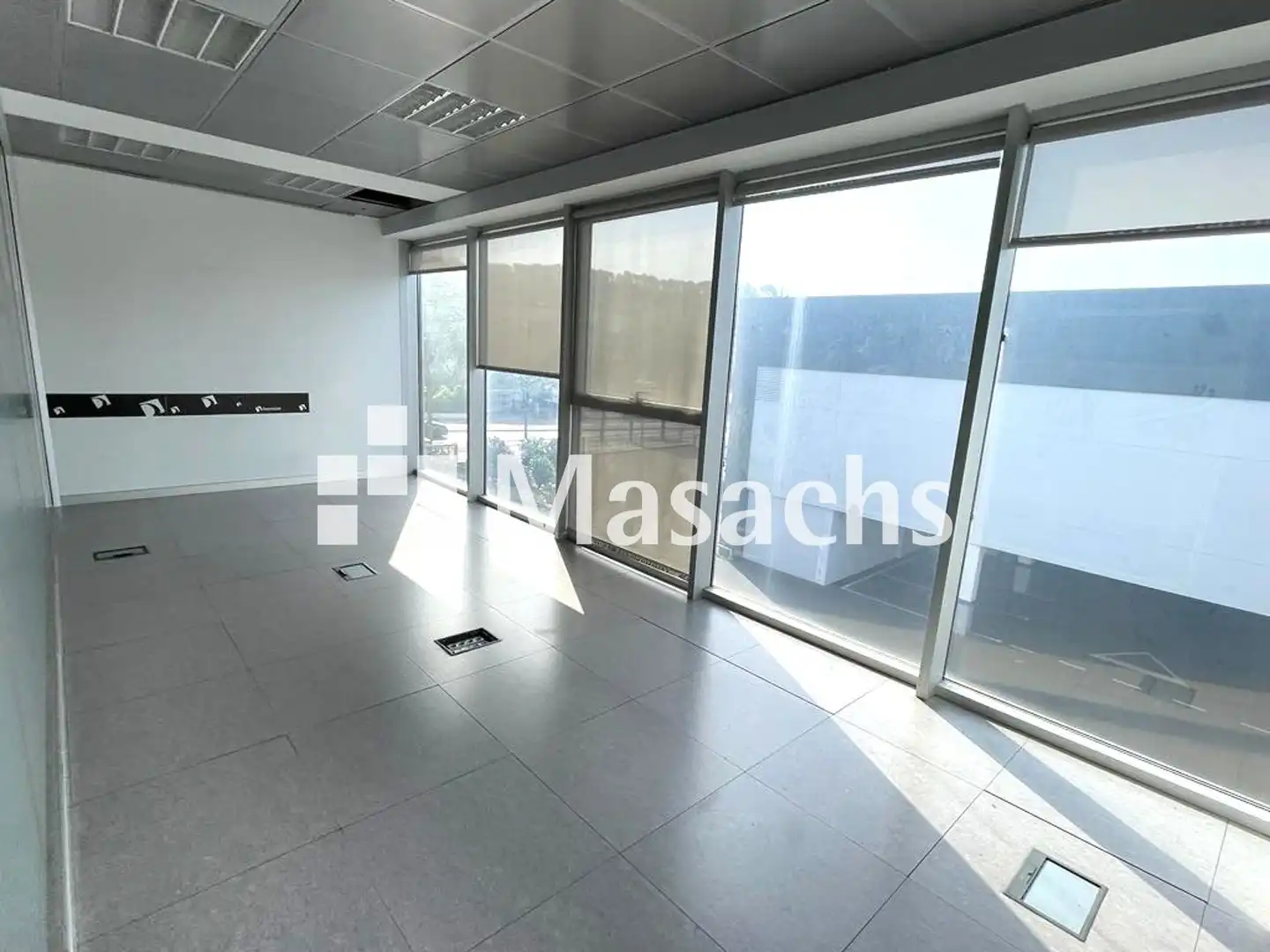 Büro zum Verkauf in Sud, imagen 2