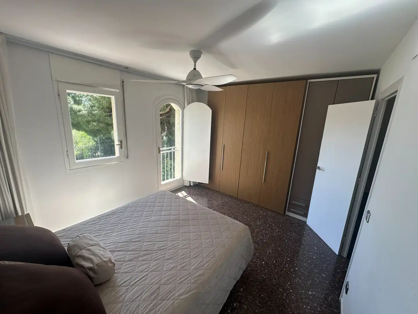 Habitación de Casa adosada en venta en Santa Coloma de Gramenet con Terraza y Balcón