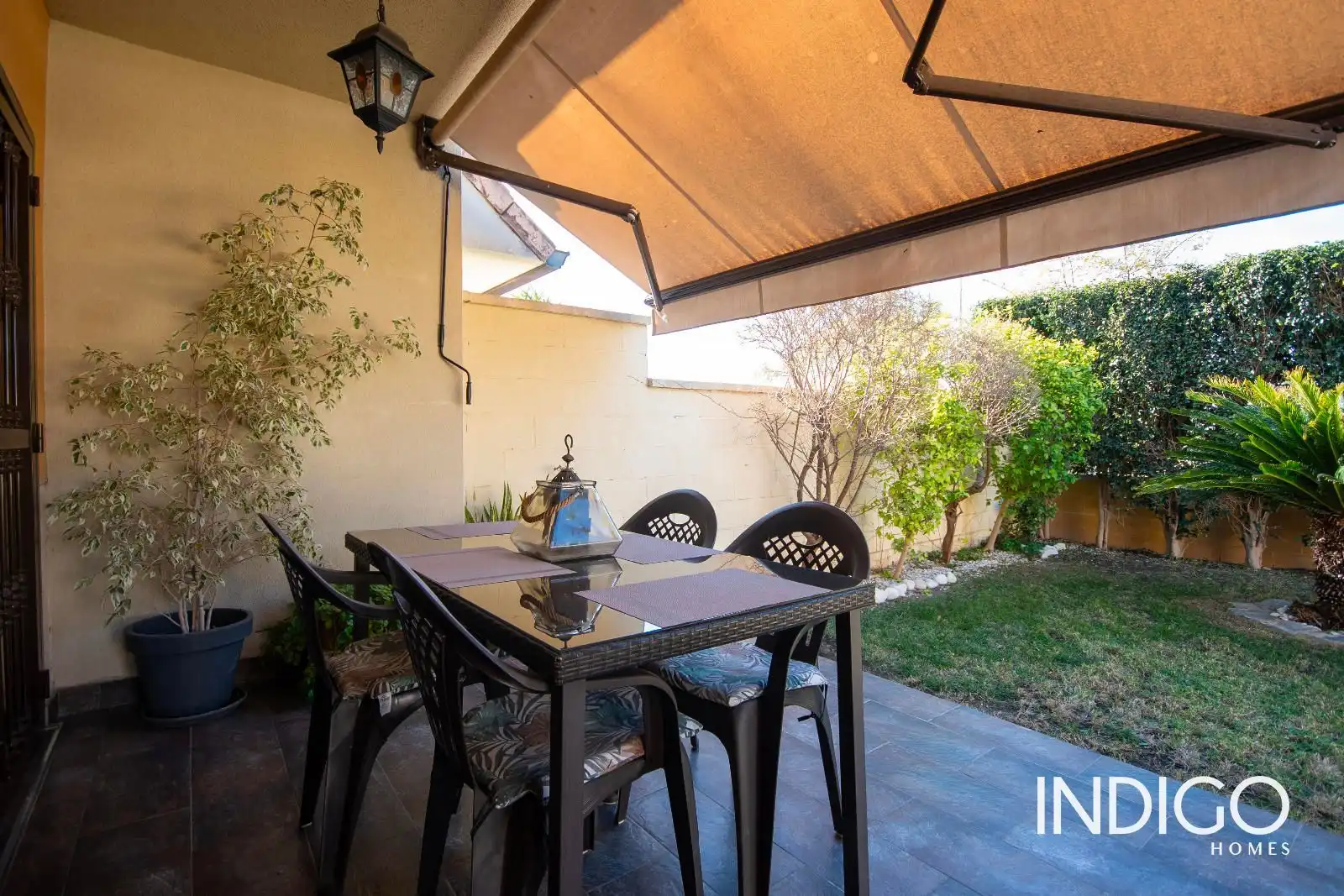 Terrassa de Casa adosada en venda en Alicante / Alacant amb Aire condicionat, Jardí privat i Piscina