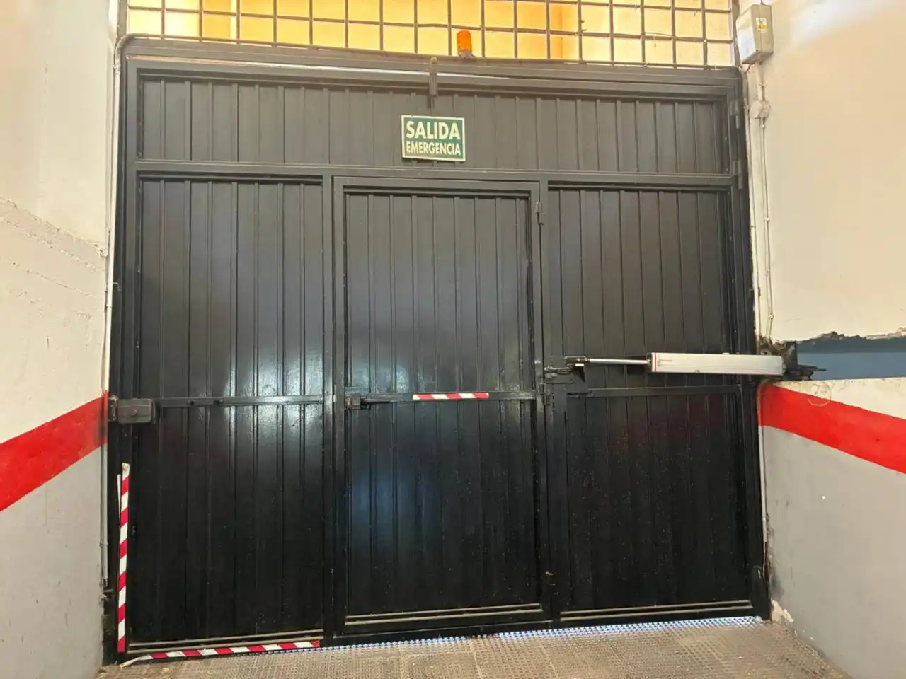 Garage zur Miete in Camino Viejo de Vélez, Playa del Rincón