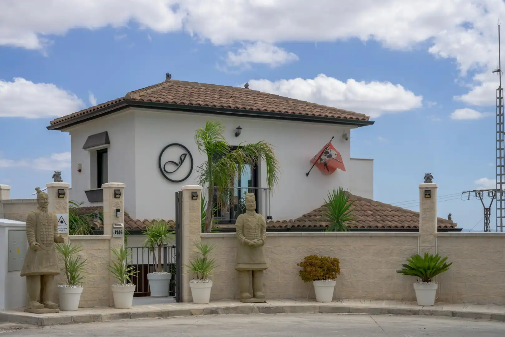 Vista exterior de Casa o xalet en venda en Casarabonela amb Calefacció, Jardí privat i Terrassa