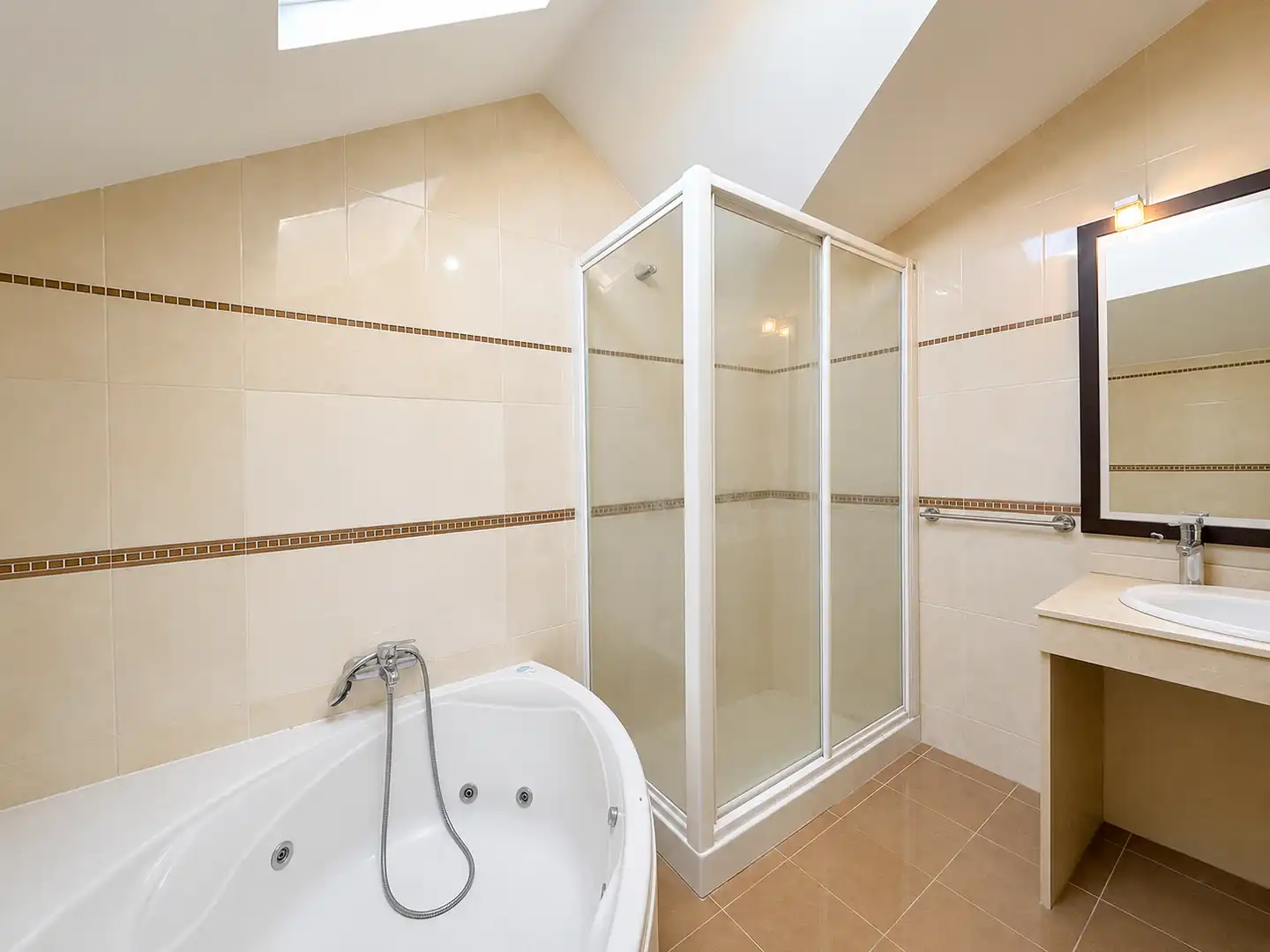 Baño de Casa o chalet en venta en Nuevo Baztán con Calefacción, Jardín privado y Trastero