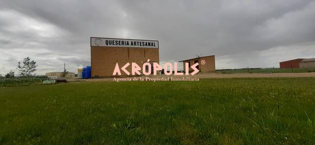 Nave industrial en Venta en San Cristóbal de Entreviñas