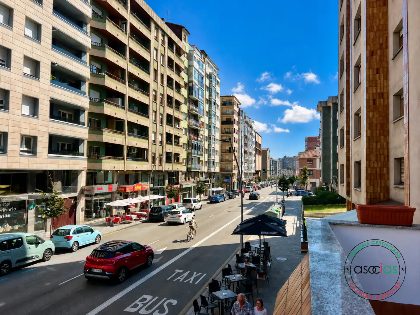 Vista exterior de Pis en venda en Gijón  amb Calefacció, Jardí privat i Parquet