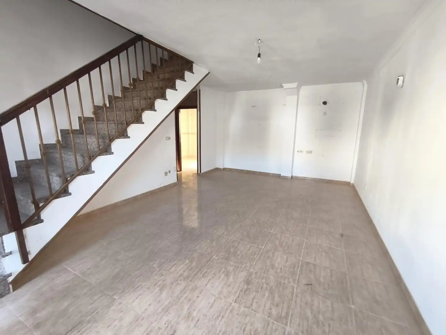 Terraced house with terrace for sale in Calle EUROPA, imagen 4