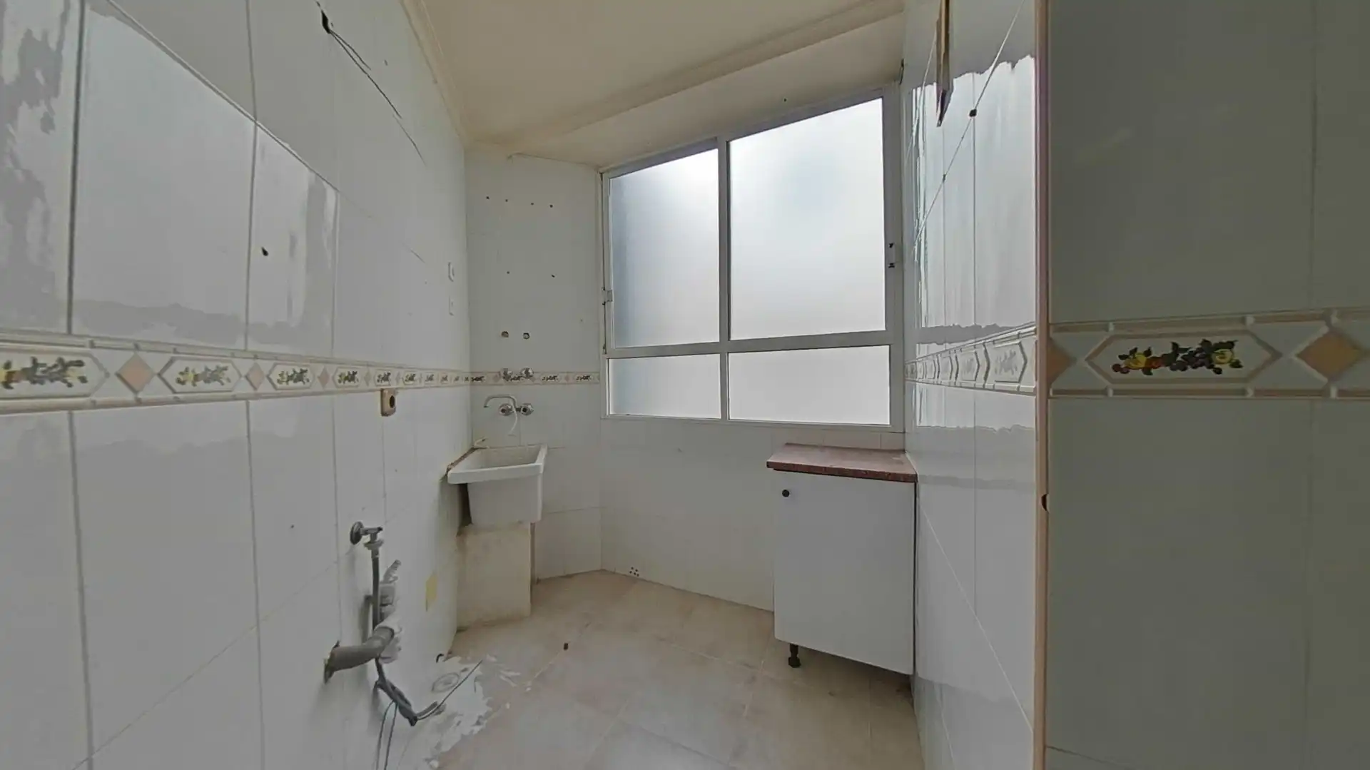 Baño de Piso en venta en Bigastro con Balcón