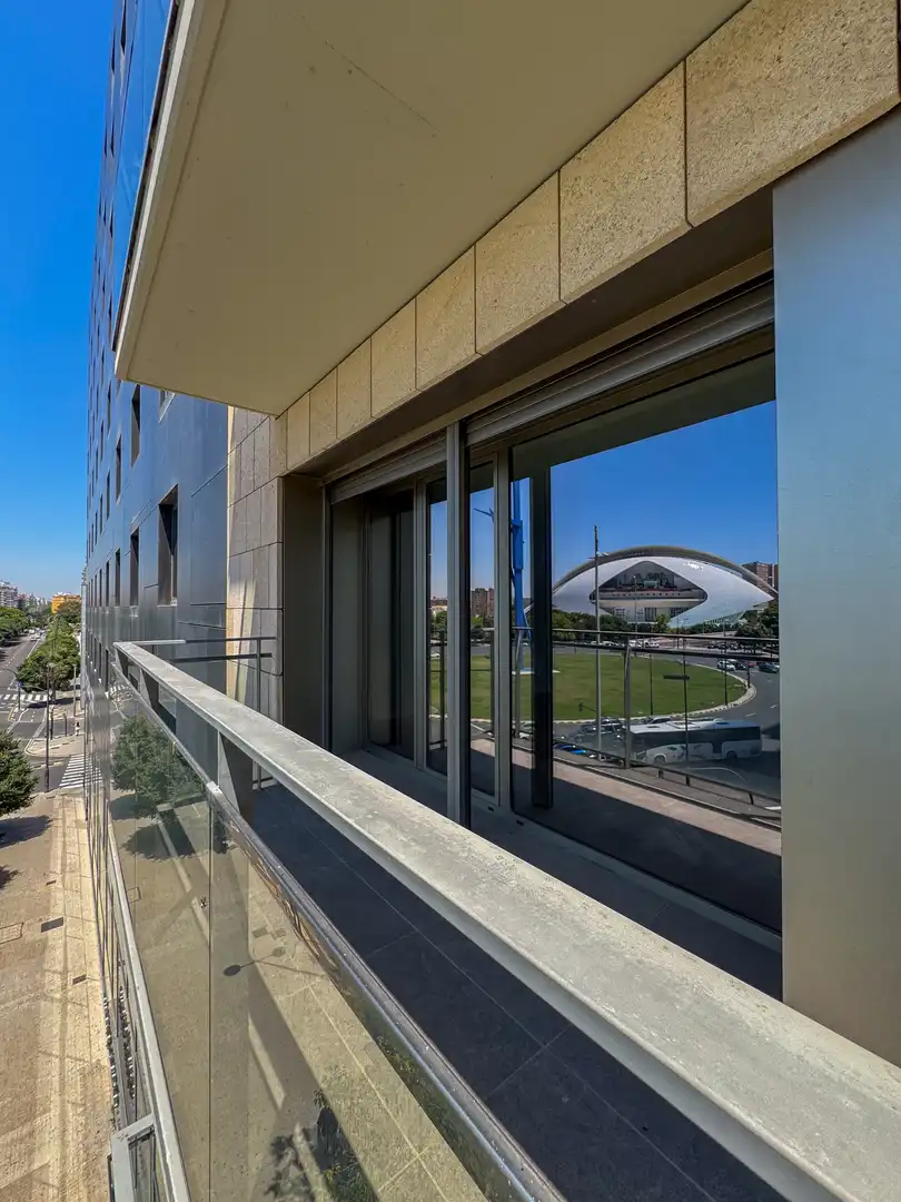 Außenansicht von Wohnung zum Verkauf in Valencia mit Klimaanlage, Abstellraum und Schwimmbad