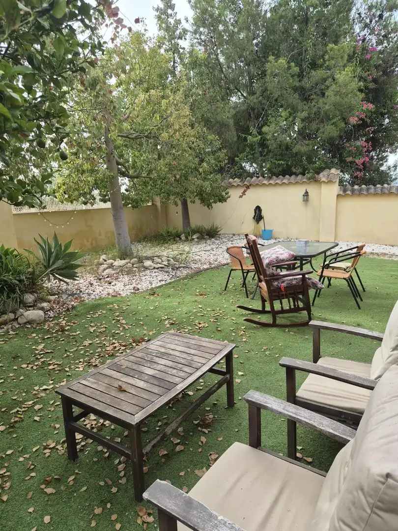 Terrassa de Casa o xalet en venda en Alguazas amb Aire condicionat, Jardí privat i Moblat