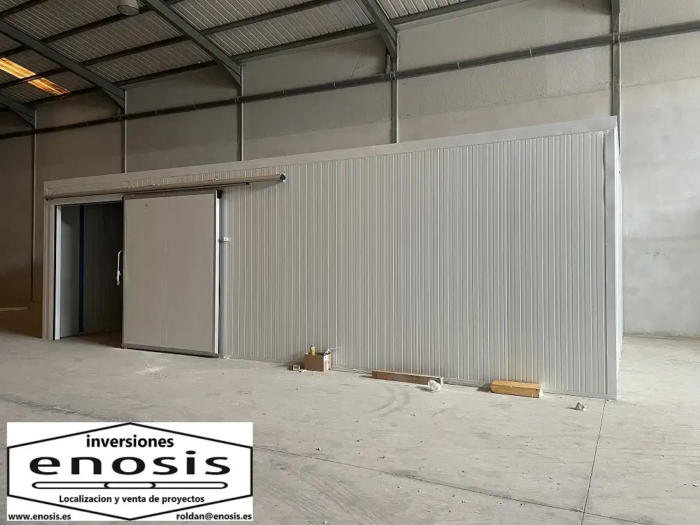 Nave industrial de alquiler en Roldán