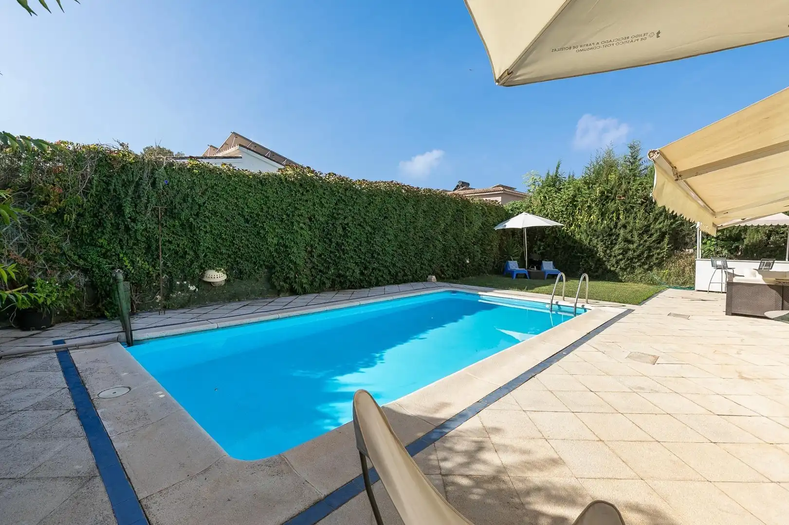 Swimming pool of Houses for sale in Churriana de la Vega  with Private garden, Terrace and Swimming Pool