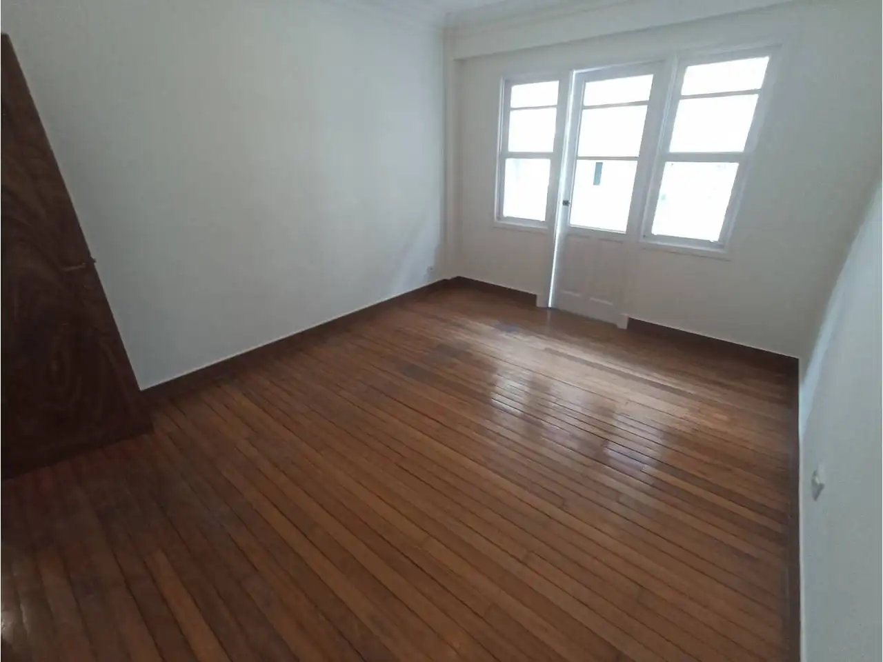 Bedroom of Flat for rent in Santiago de Compostela   with Parquet flooring, Terrace and Alarm