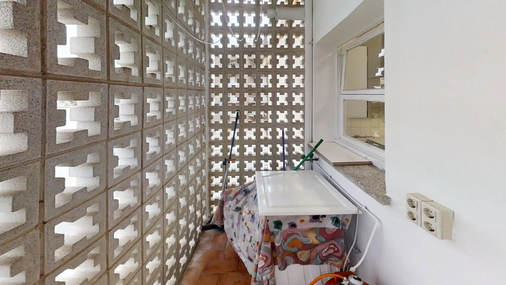 Bathroom of Apartments for sale in Roses  with Private garden, Terrace and Balcony