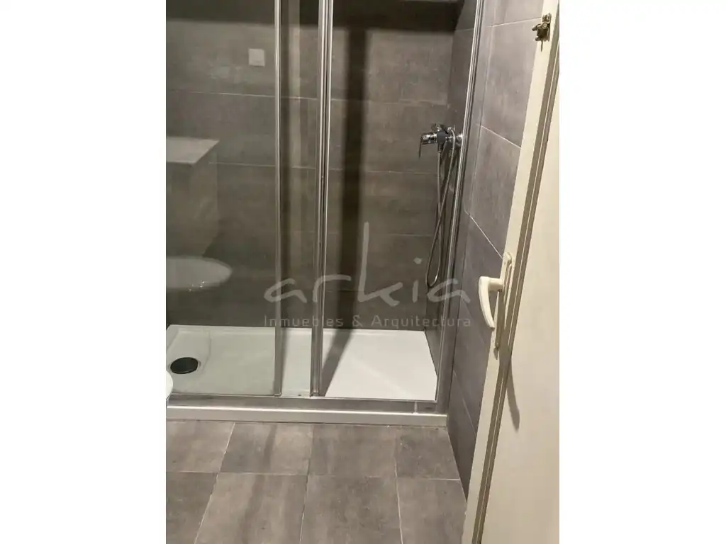 Badezimmer von Wohnung zum Verkauf in Valencia