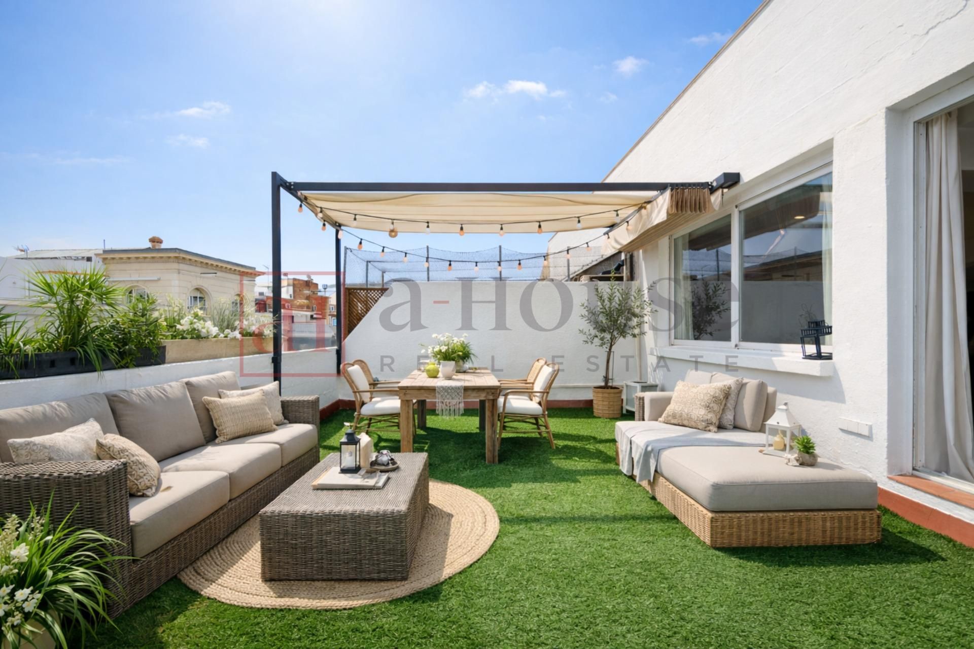 Terraza de Ático en venta en  Barcelona Capital con Aire acondicionado, Calefacción y Parquet
