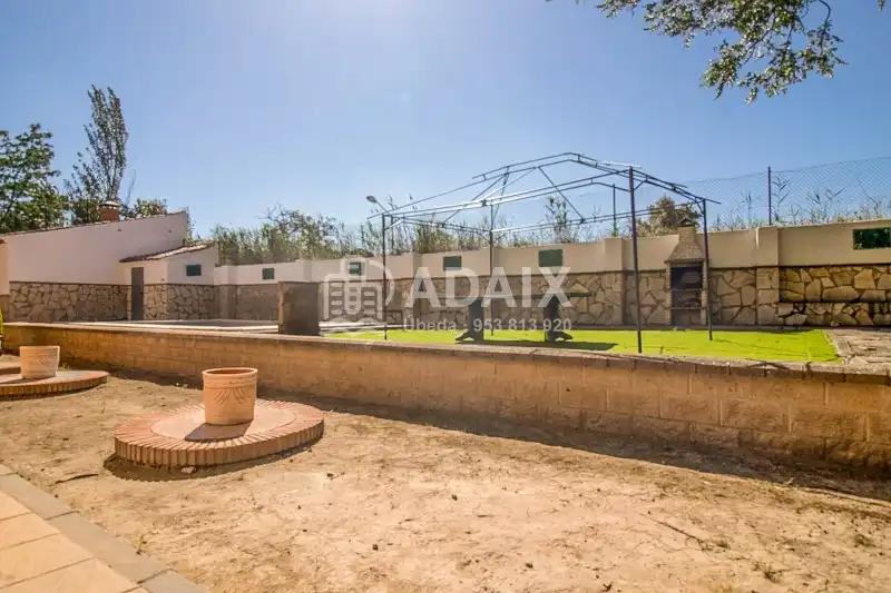 Country homes for sale in Úbeda