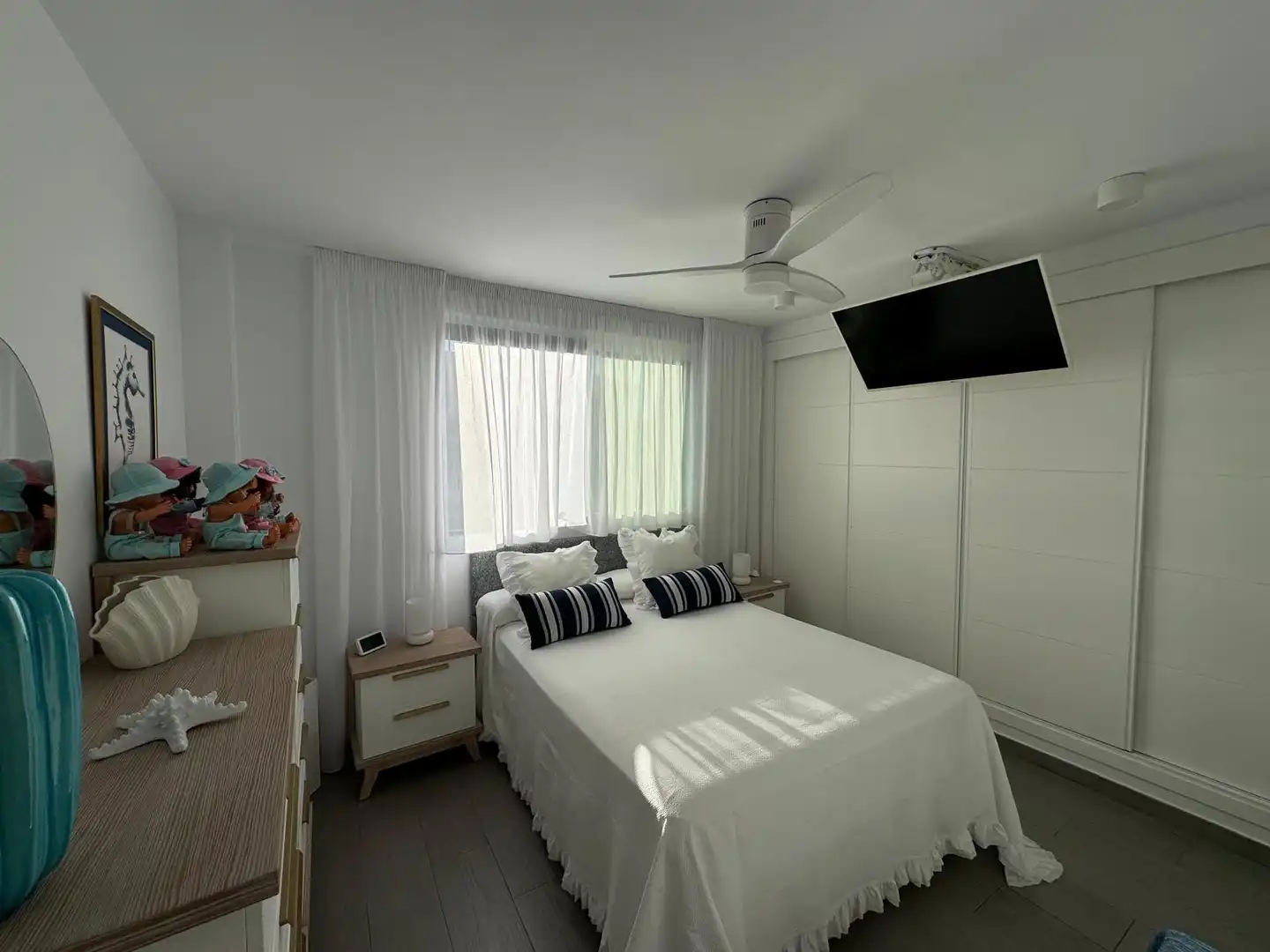 Schlafzimmer von Dachboden zum Verkauf in Rincón de la Victoria mit Terrasse und Abstellraum
