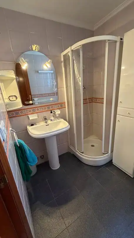 Badezimmer von Haus oder Chalet zum Verkauf in Zigoitia mit Heizung, Terrasse und Abstellraum