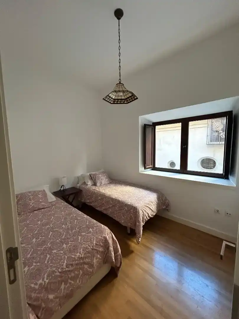 Bedroom of Flat for rent in Sevilla  with Air Conditioner, Parquet flooring and Furnished