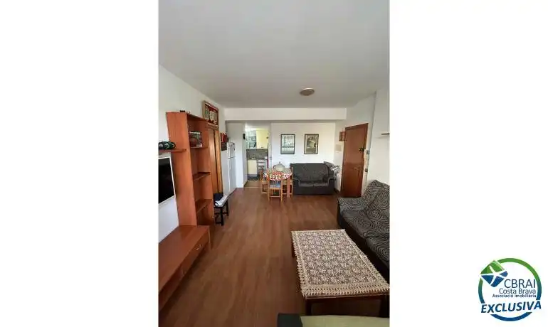Ground floor for sale in Muga - Gran Reserva - Badia