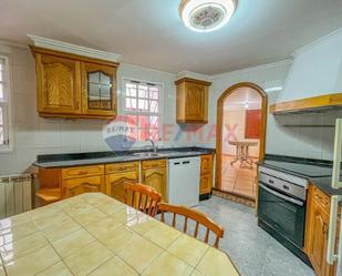 Kitchen of House or chalet for sale in Vigo   with Heating and Storage room