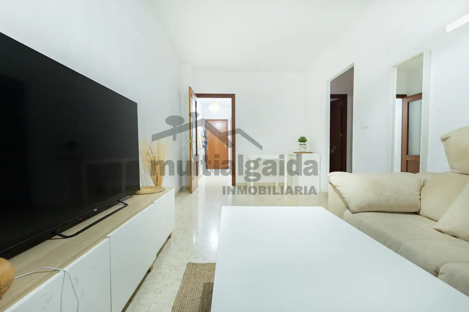 Living room of Flat for sale in Sanlúcar de Barrameda  with Storage room
