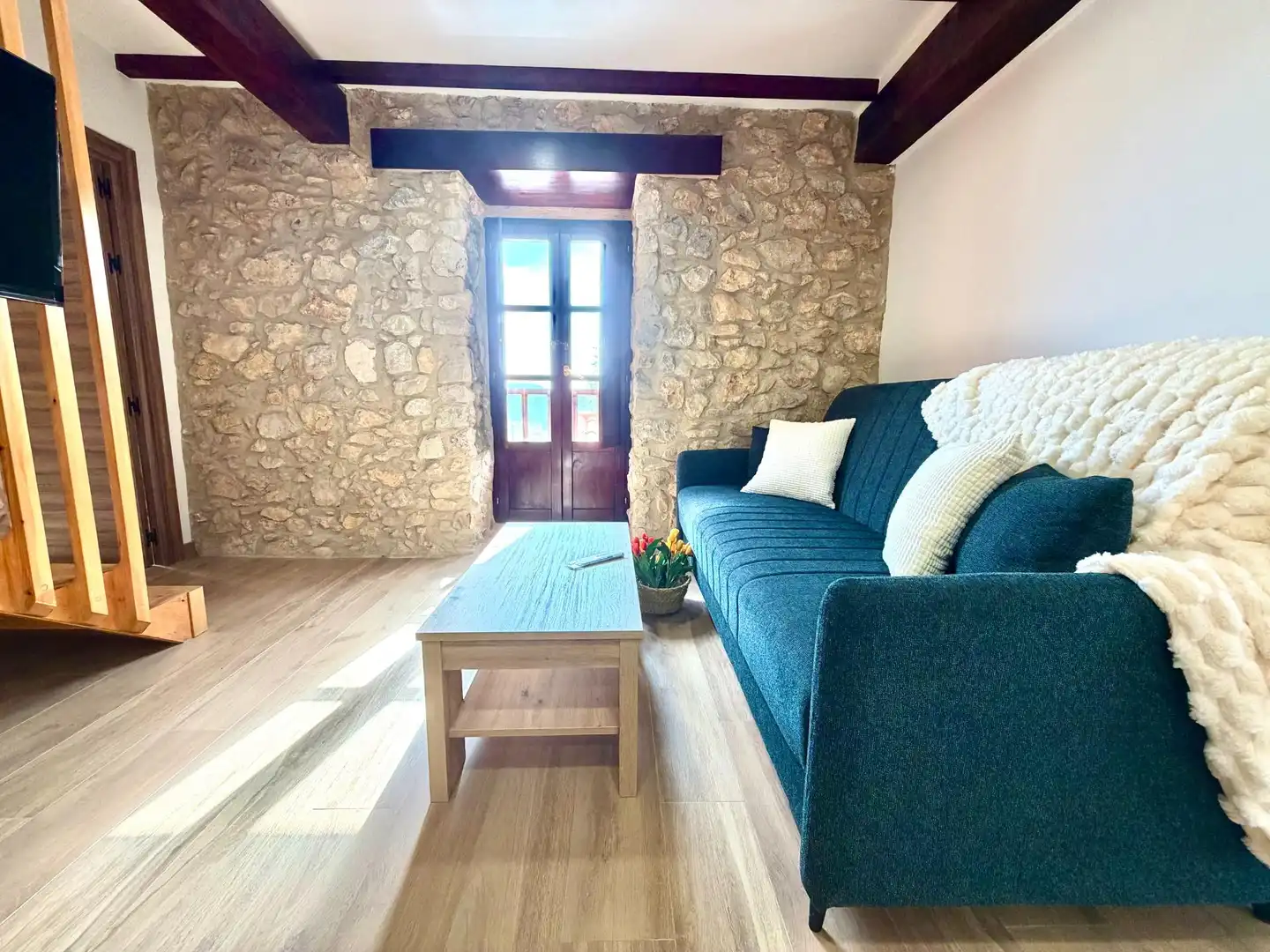 Wohnzimmer von Maisonette zur Miete in Miengo mit Heizung, Privatgarten und Terrasse